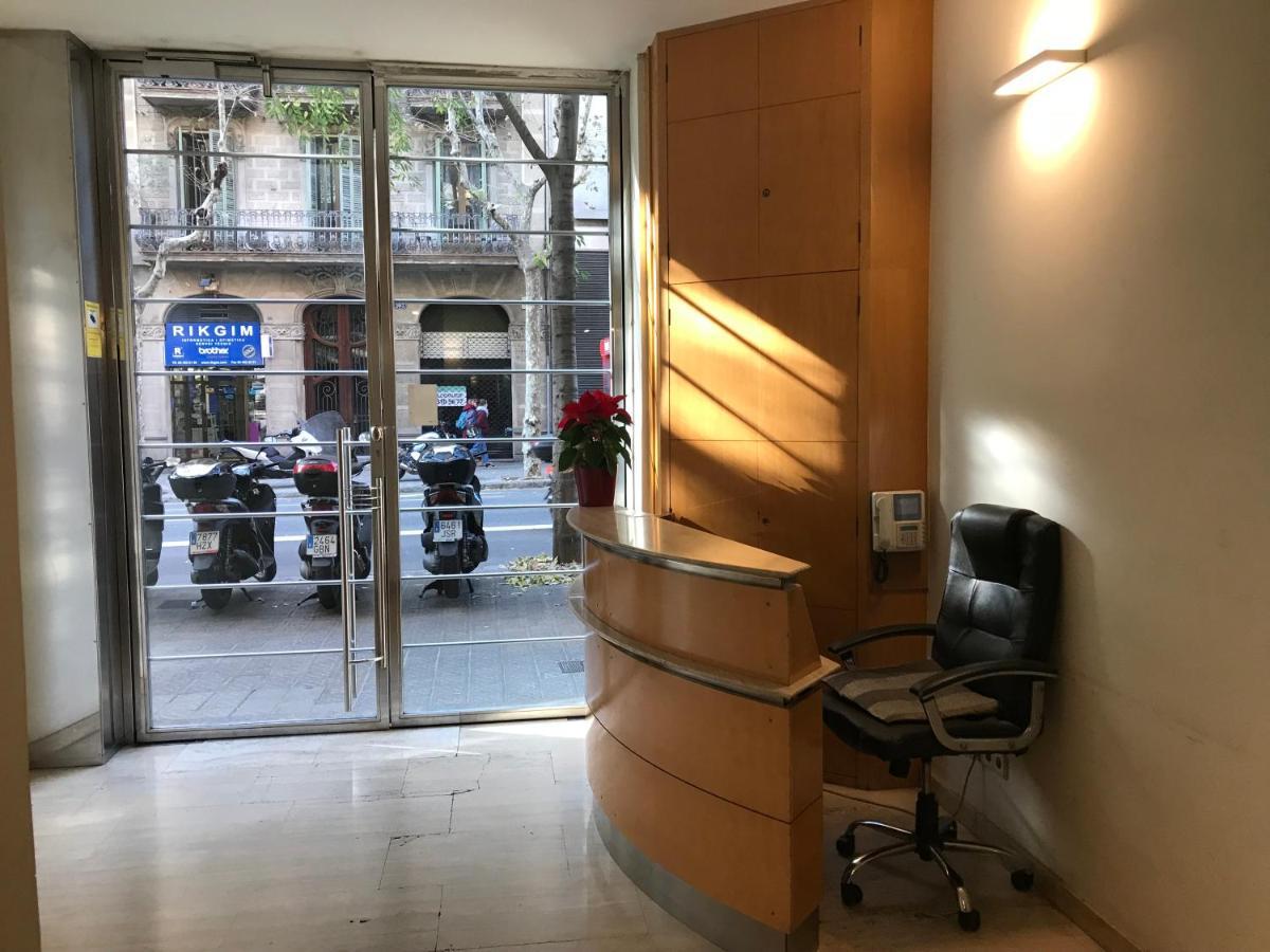 Fisa Rentals Aribau Barcelona Zewnętrze zdjęcie